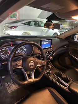 نیسان سێنترا